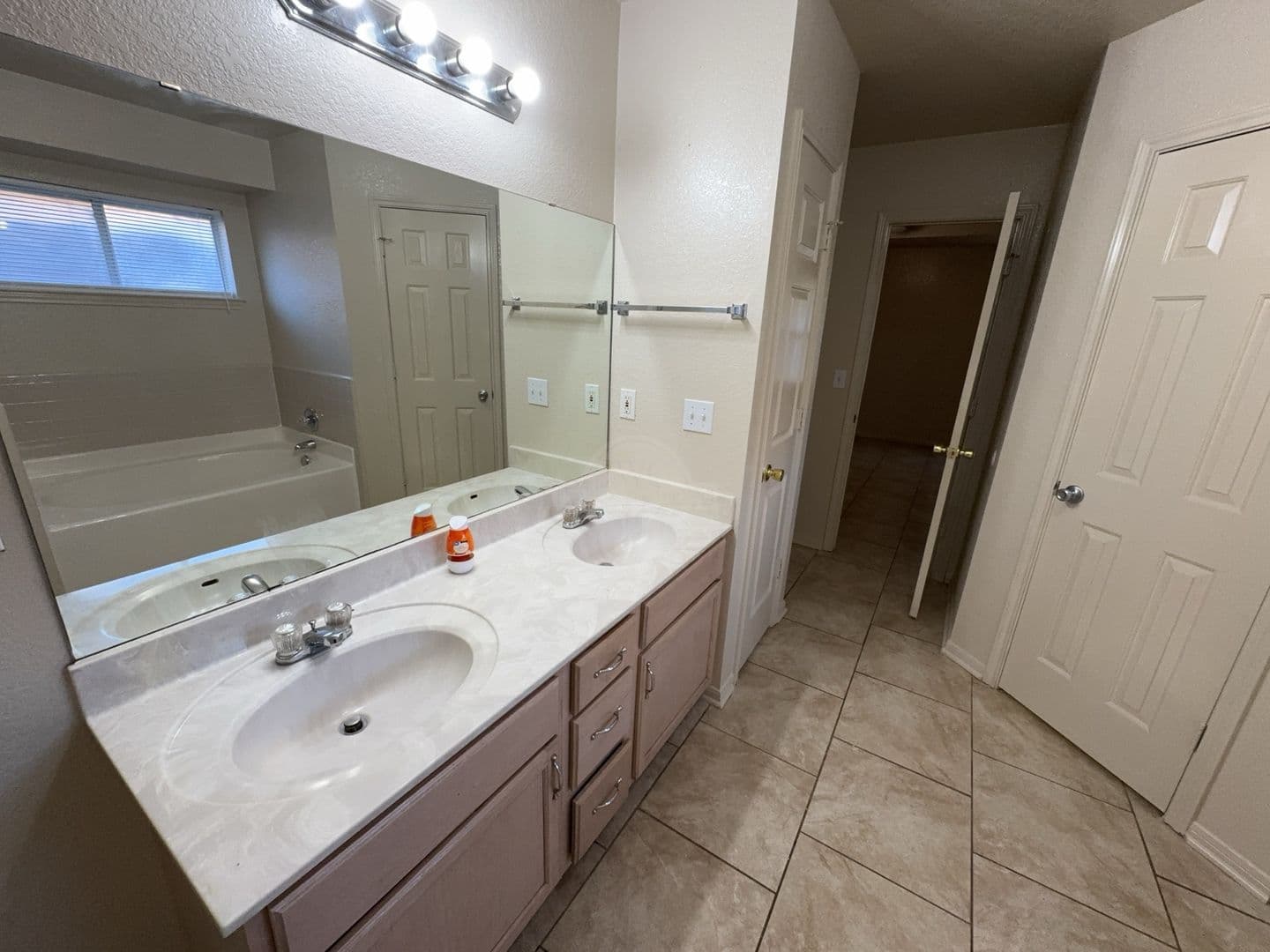 Killeen House: 2700 Diaz Drive