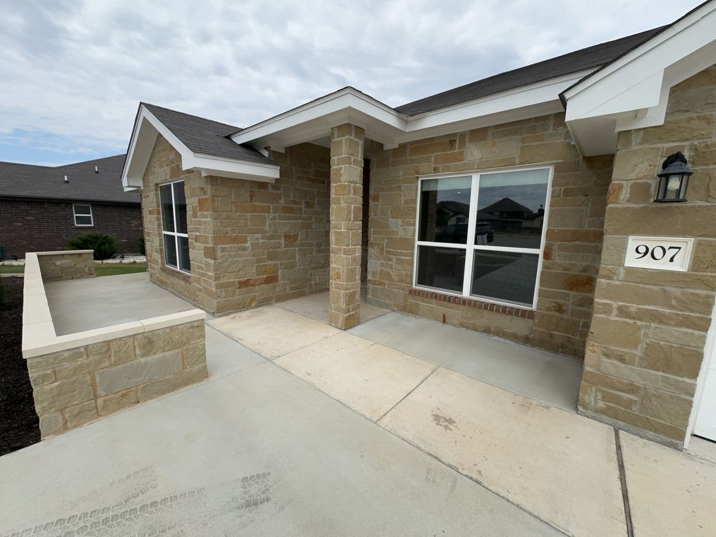 Killeen House: 907 Holliday Dr