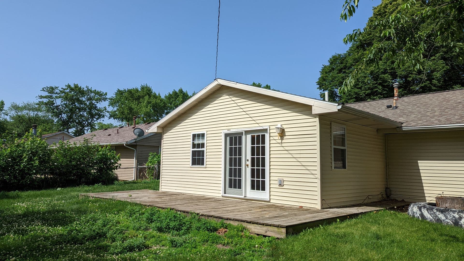 Champaign House: 810 Maplepark Drive