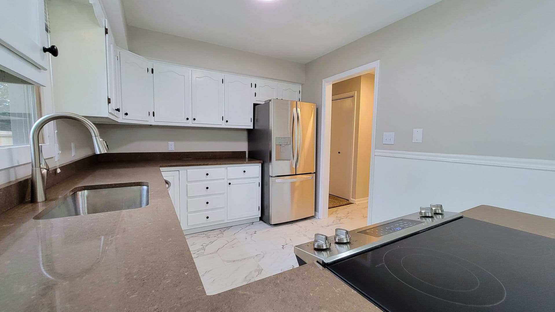 Champaign Condo: 1601 Coventry Dr. Apt. #B