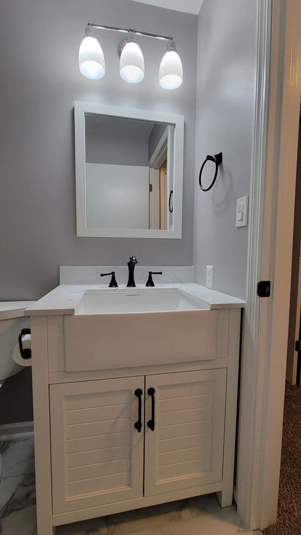 Champaign Condo: 1601 Coventry Dr. Apt. #B
