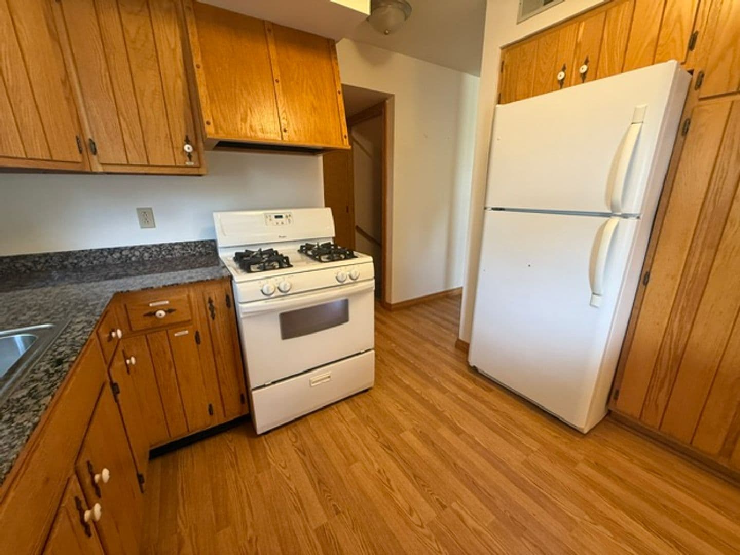 Urbana Apartment: 3202 Chatham Dr