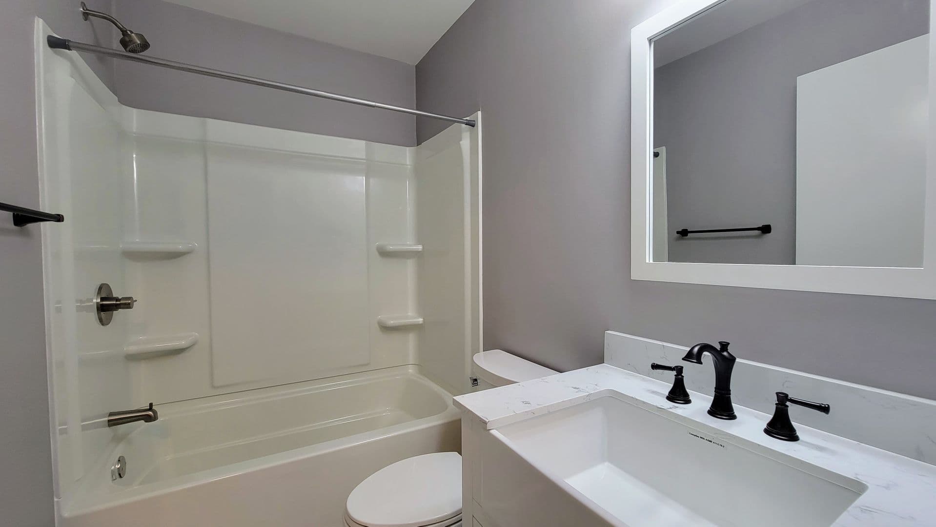 Champaign Condo: 1601 Coventry Dr. Apt. #B