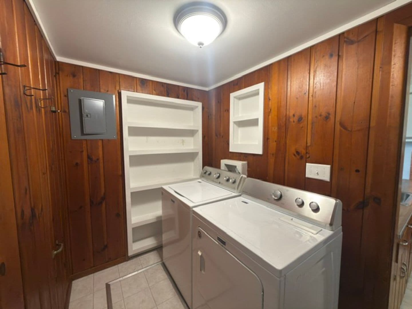Champaign House: 2602 W. John Street