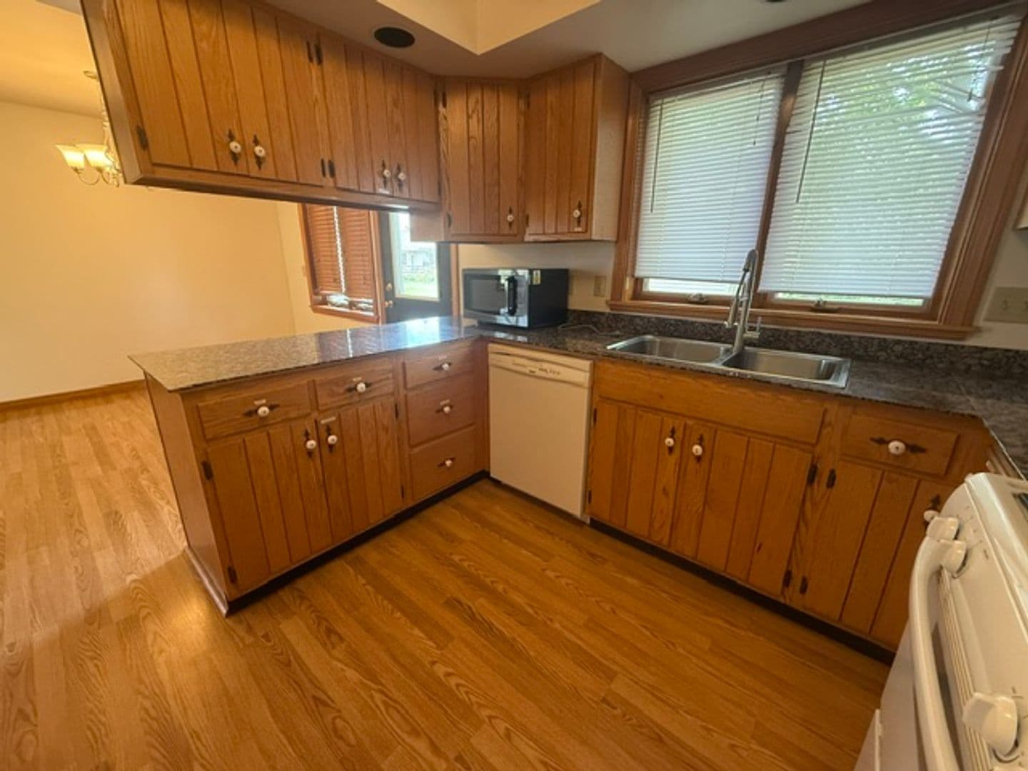 Urbana Apartment: 3202 Chatham Dr
