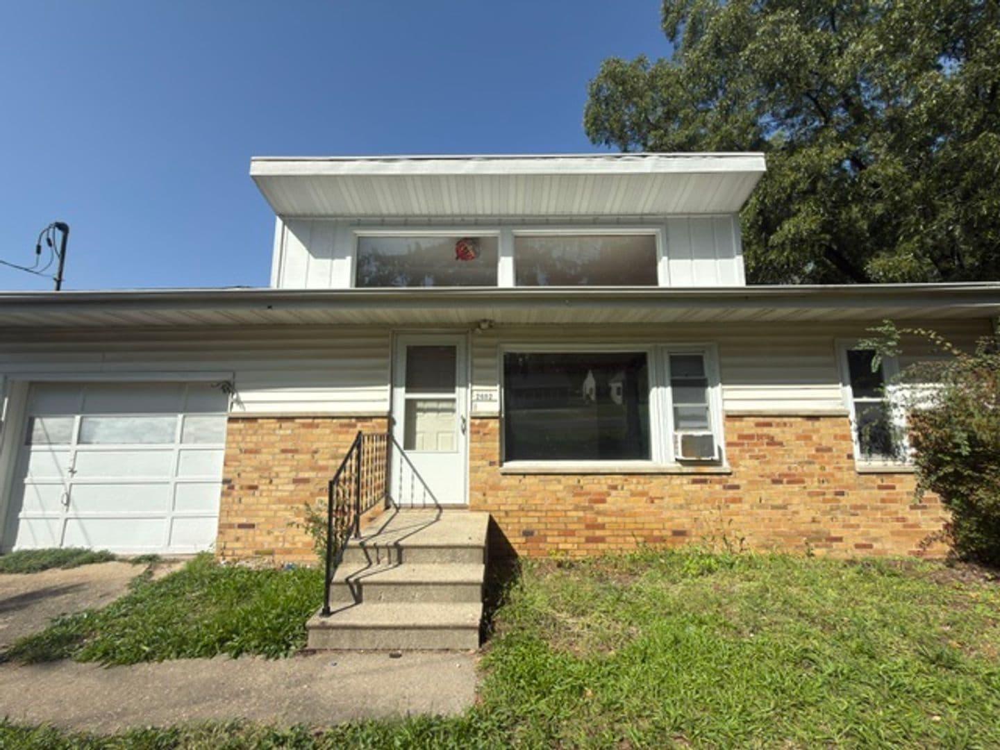 Champaign House: 2602 W. John Street