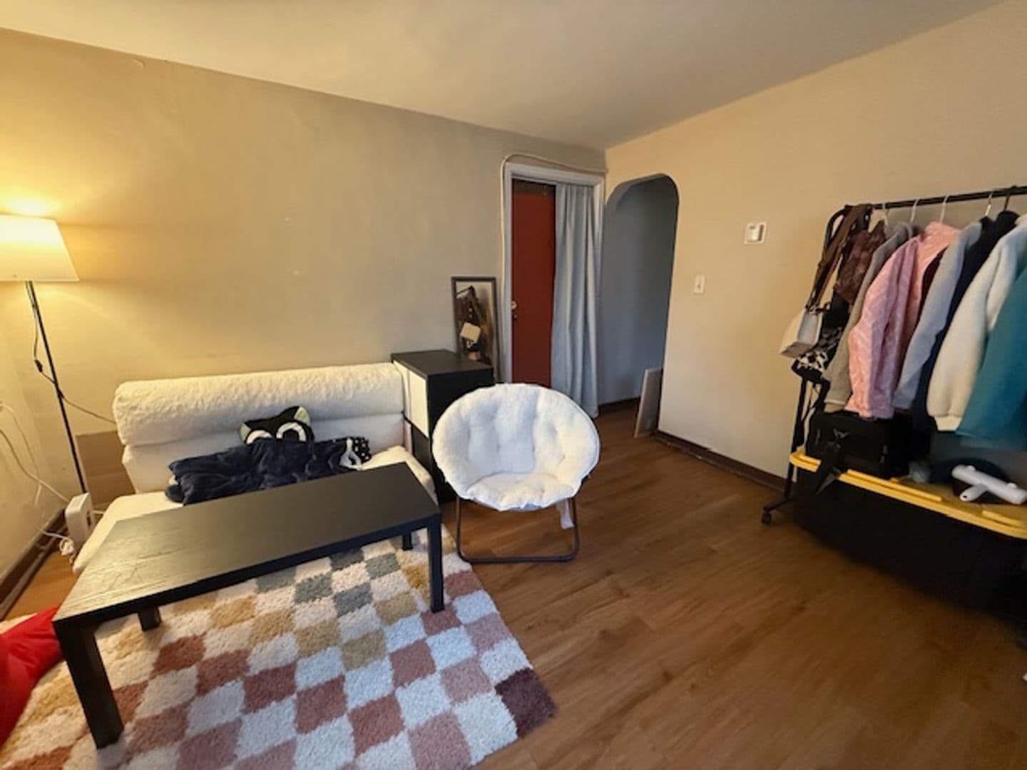 Urbana House: 606 E Elm #1