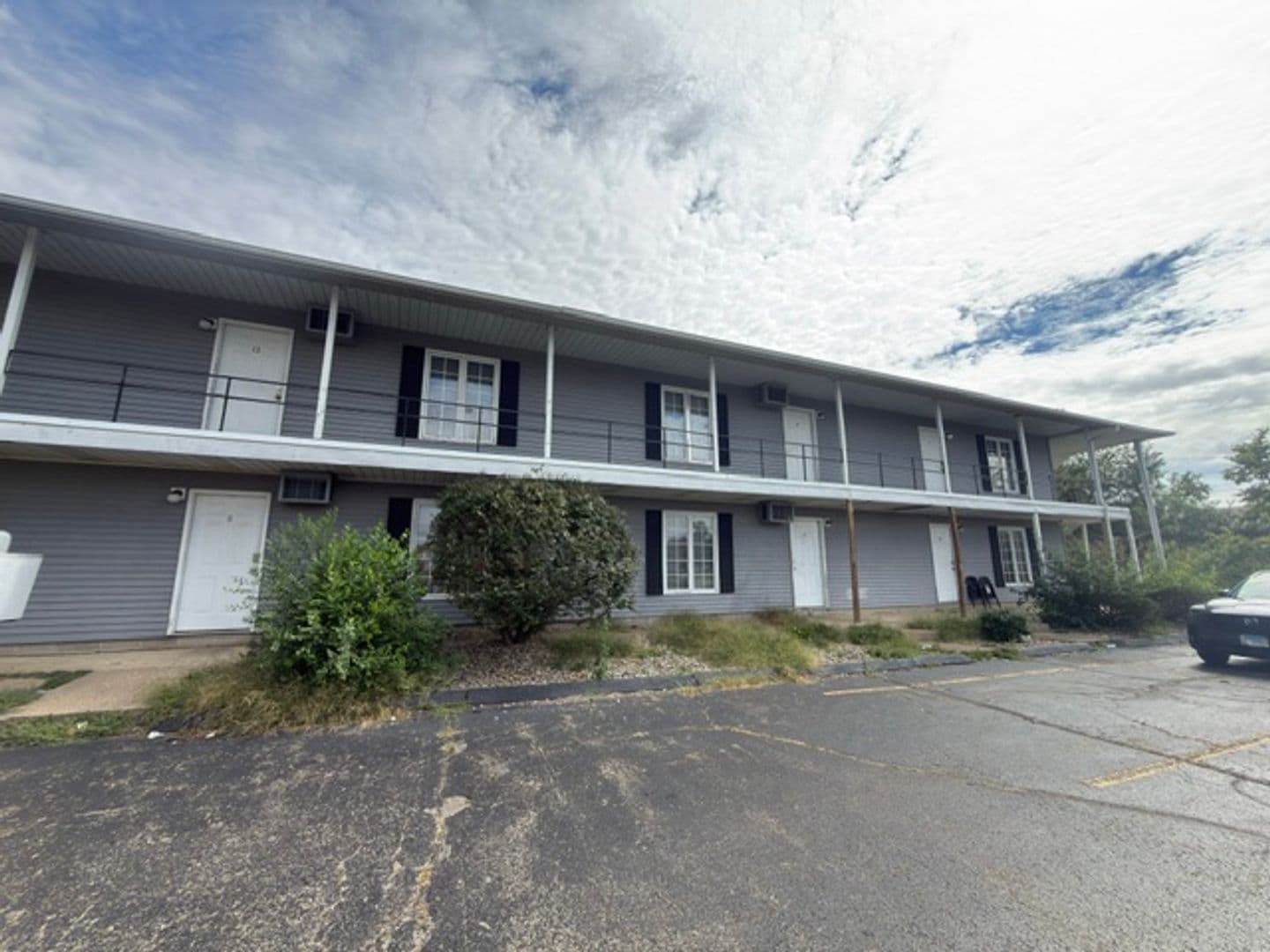 Charleston Apartment: 1305 18th St  - Unit 1