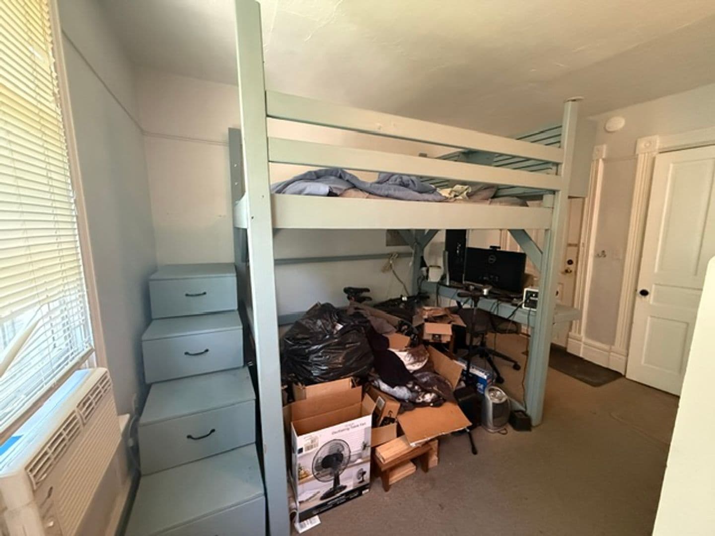 Urbana Apartment: 802 W Illinois