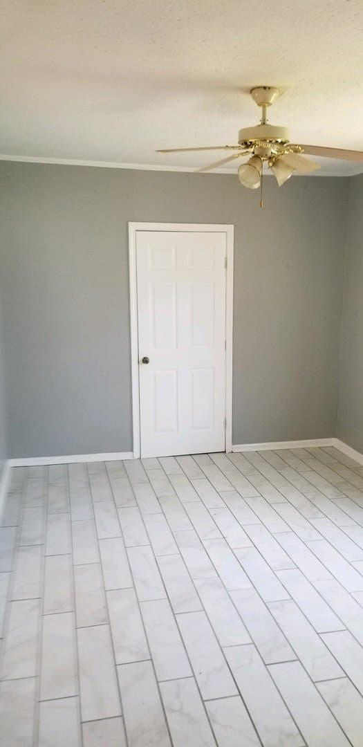 Shreveport House: 2718 Parkridge St