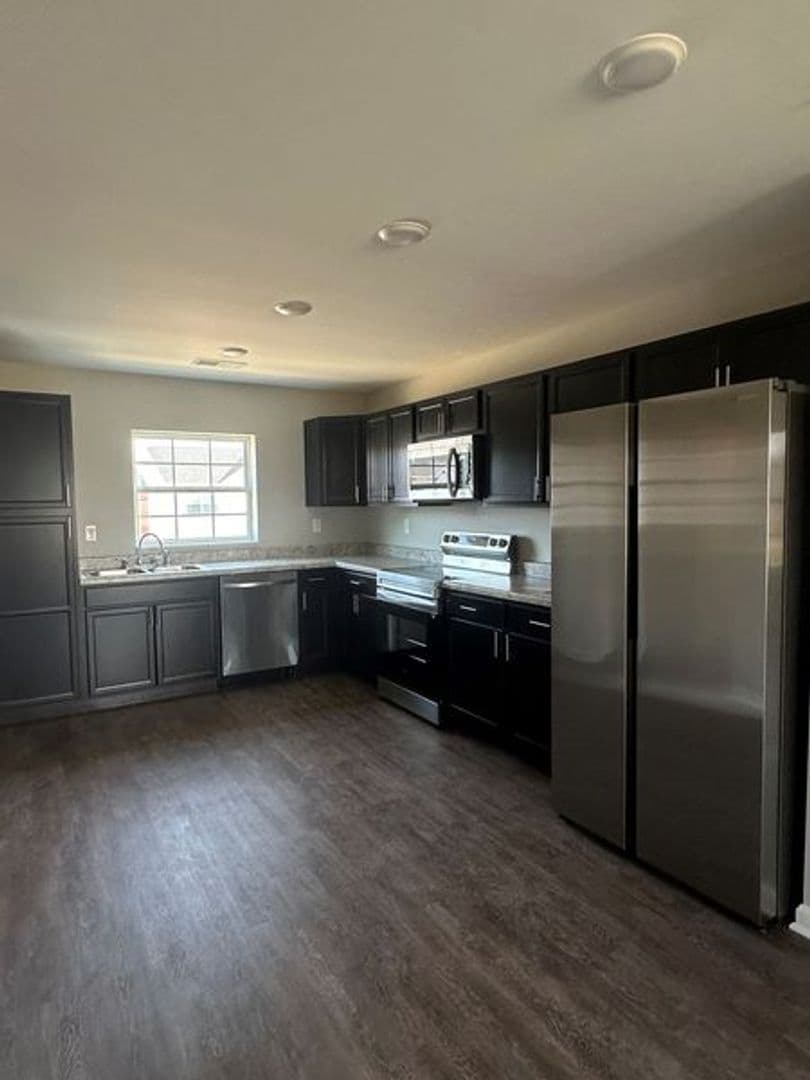 Princeton Apartment: 629 S. Second Ave.
