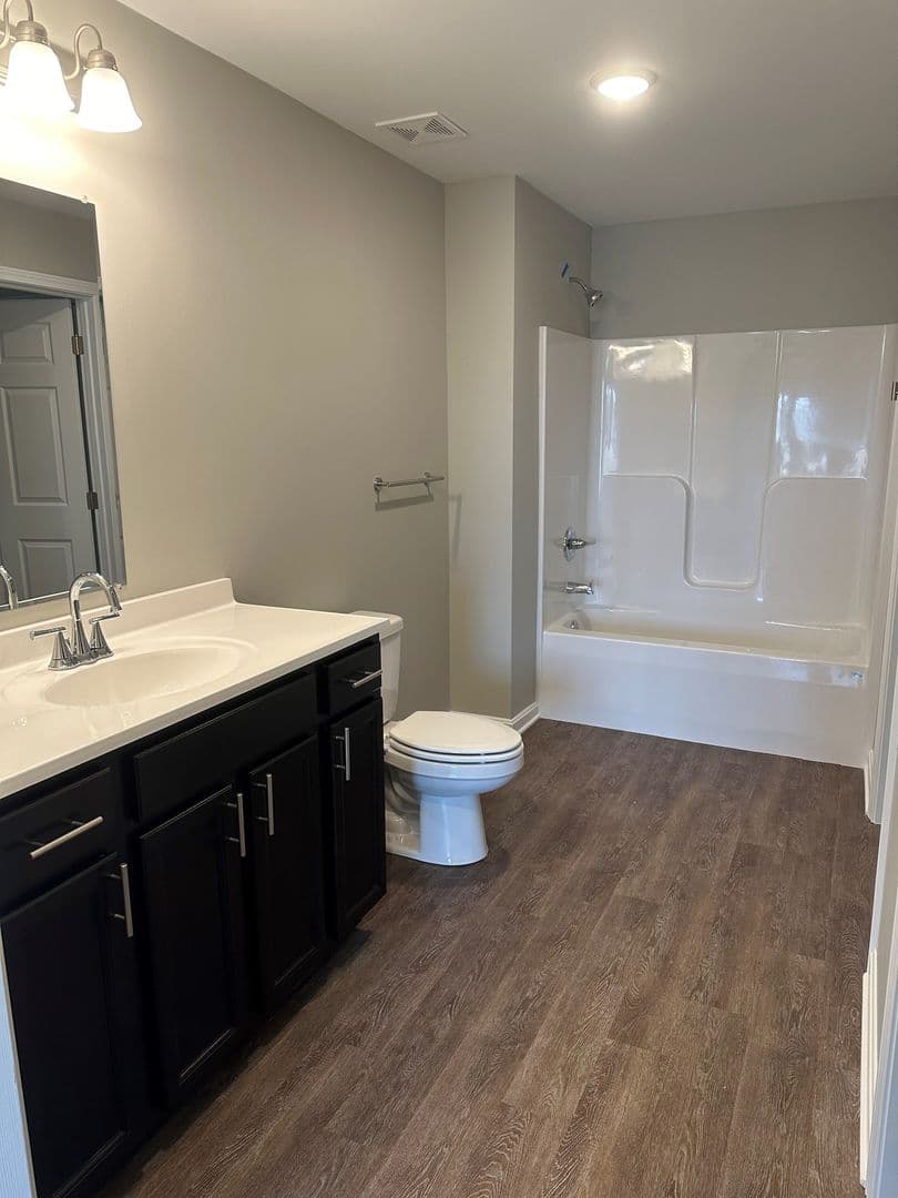 Princeton Apartment: 629 S. Second Ave.