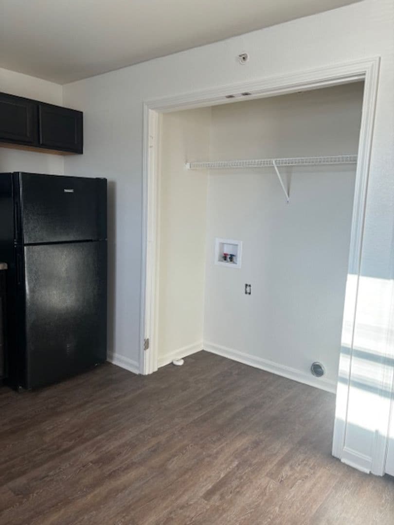 Evansville Apartment: 1952 Colts Lane