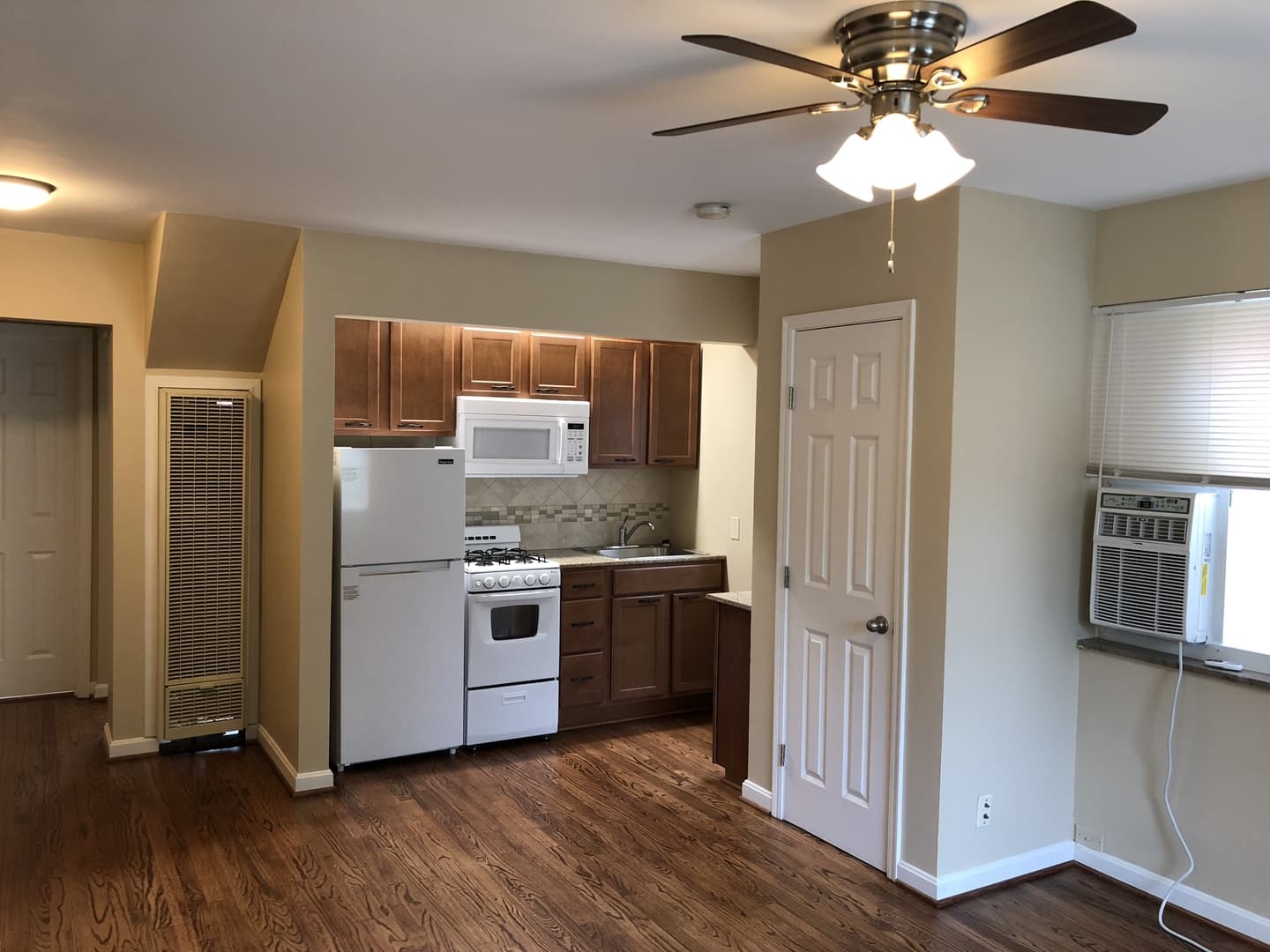 Cincinnati Apartment: 6082 Heis Terrace
