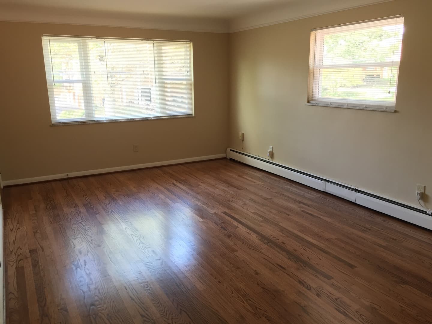 Cincinnati Apartment: 1924 Sutton Ave.