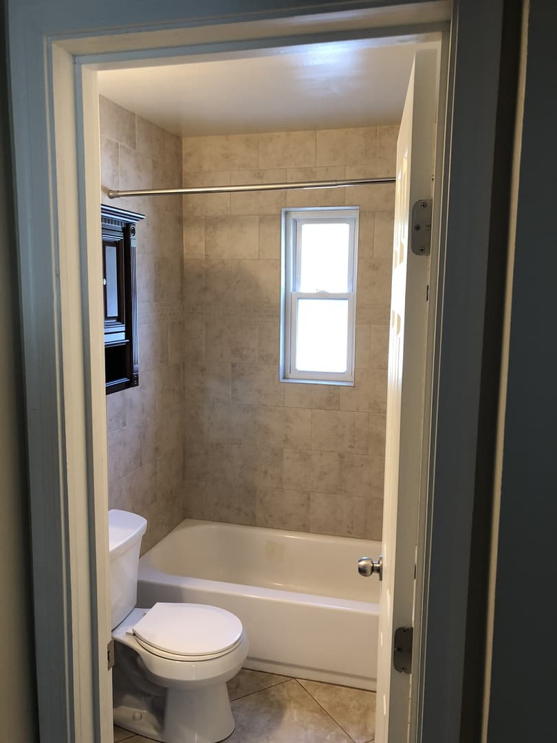 Cincinnati Apartment: 6082 Heis Terrace
