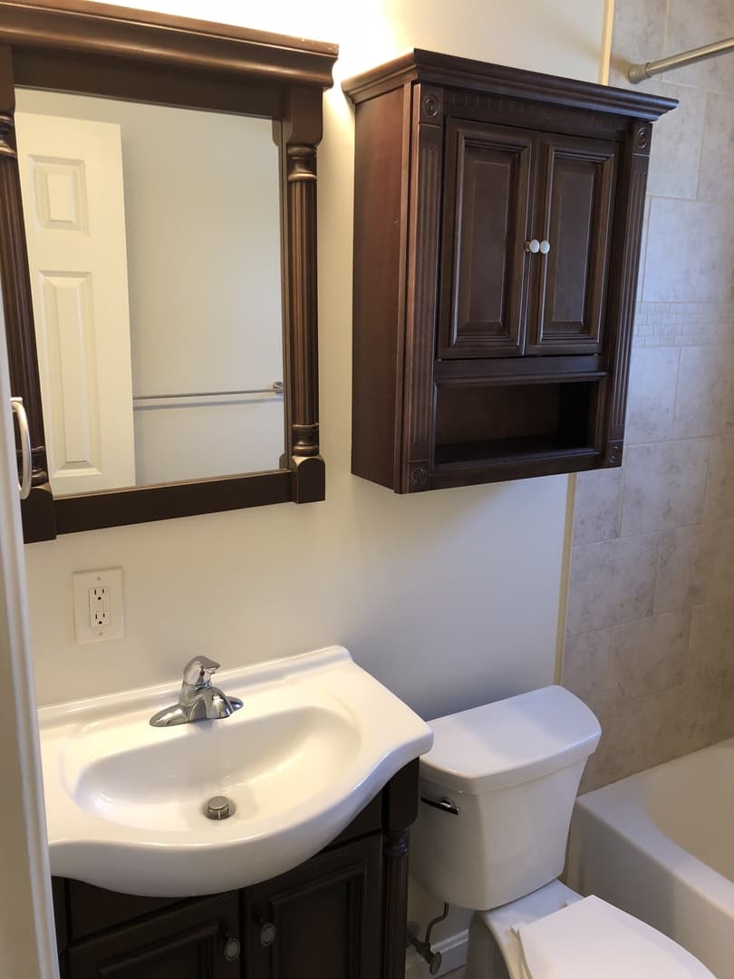 Cincinnati Apartment: 6082 Heis Terrace