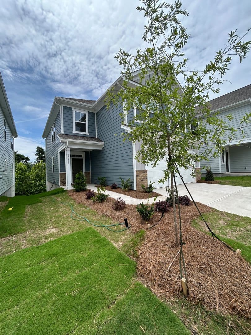 Charlotte House: 15208 Caspian Way