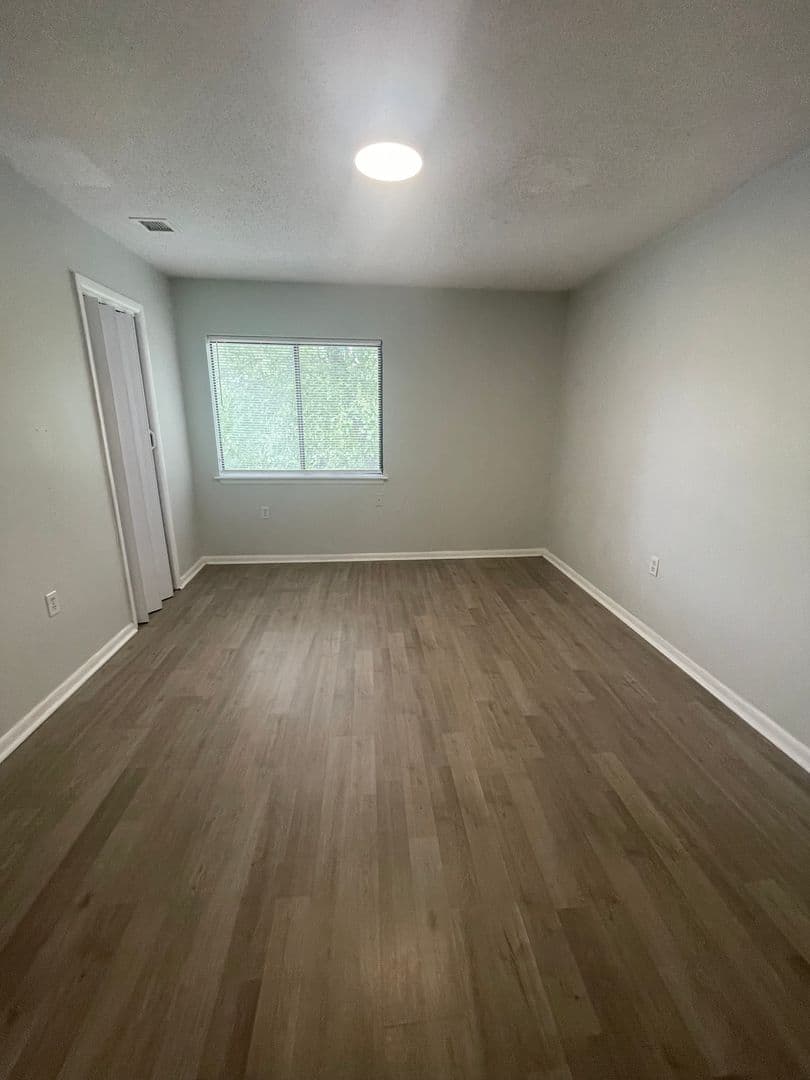 Charlotte Condo: 4816 Spring Lake Dr