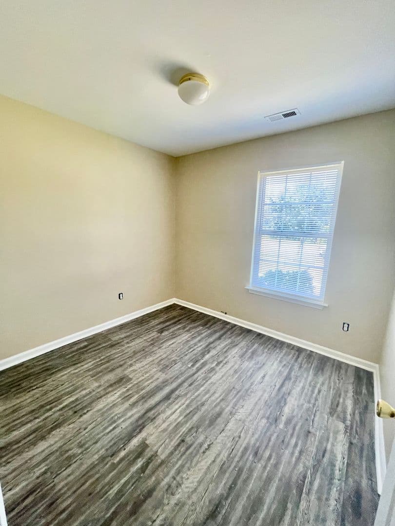 Charlotte House: 627 Mistral Way