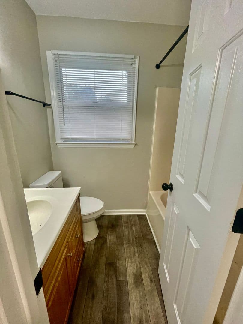 Statesville Townhome: 260 Kelly St