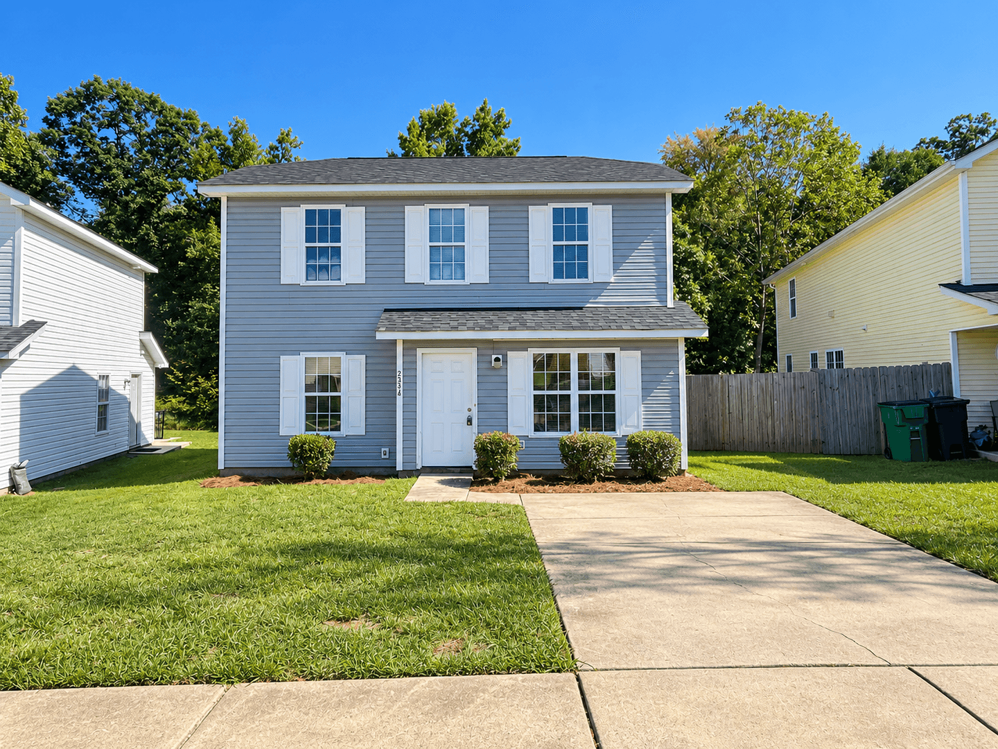 Charlotte House: 3534 Crestridge Dr