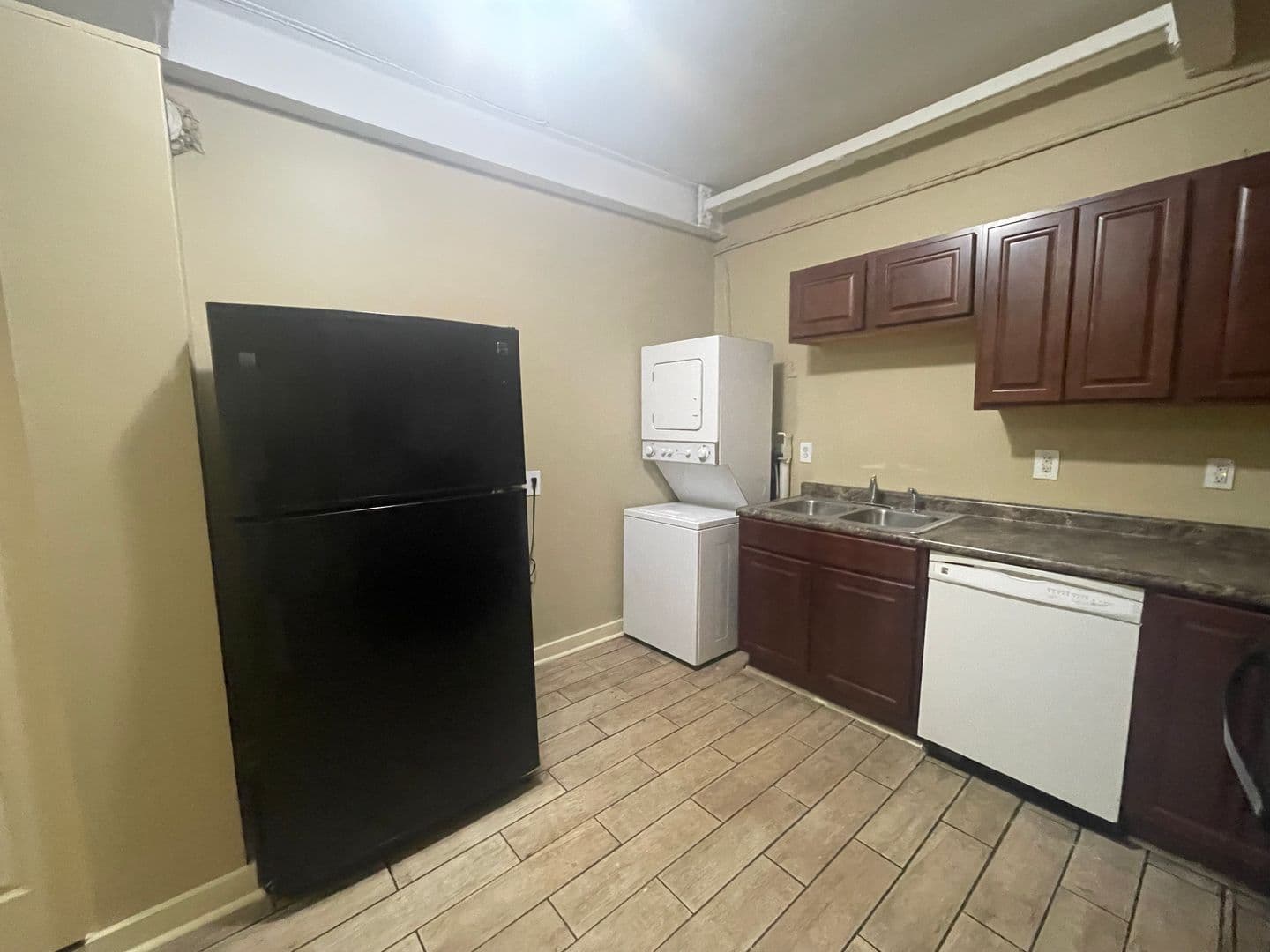 Charlotte House: 929 McAlway Rd