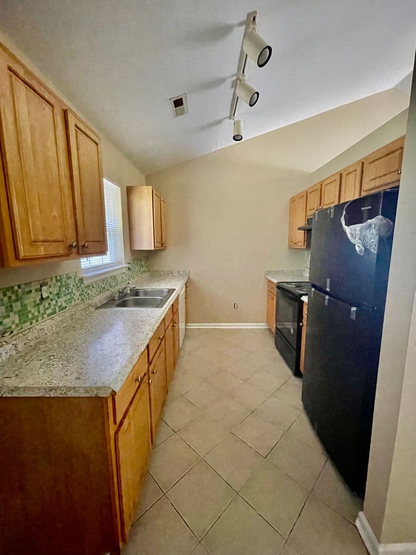 Charlotte House: 627 Mistral Way