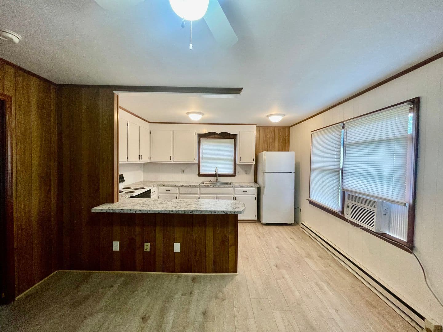 Dallas House: 201 East Webb Street