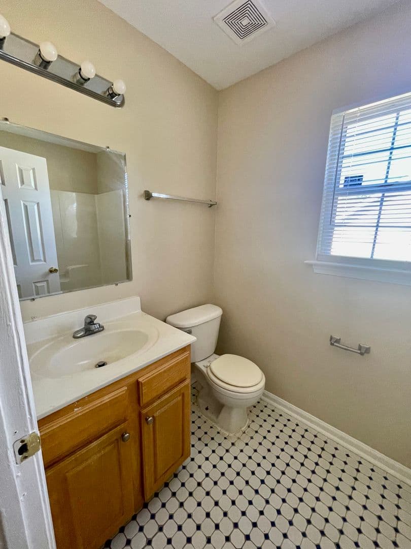 Charlotte House: 627 Mistral Way