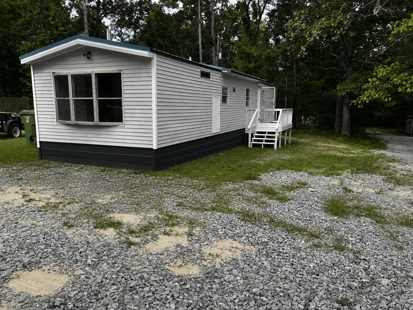 Hopkins House: 1057 Mt Elon Church Rd