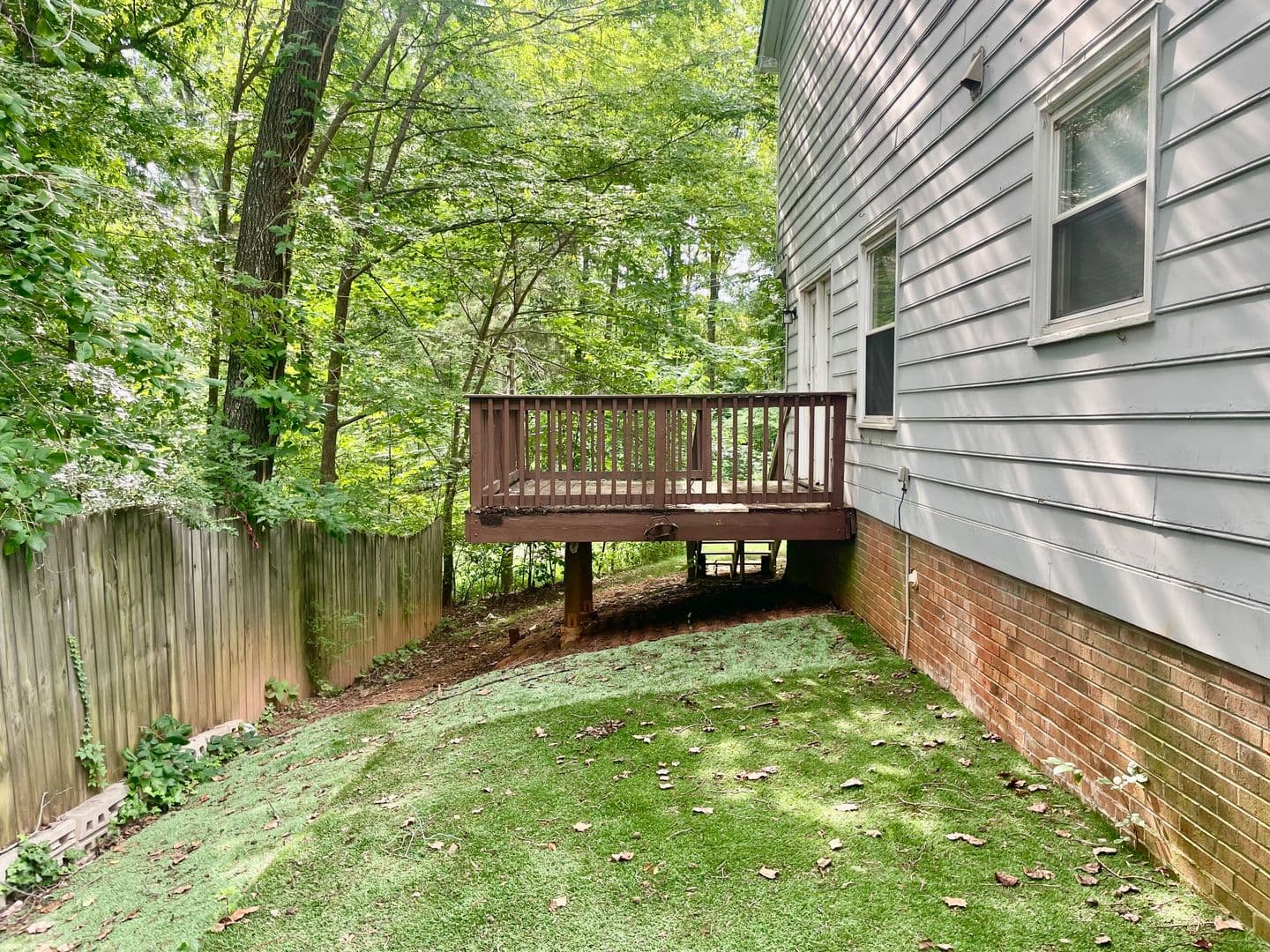 Charlotte Apartment: 1730 Village Lake Drive