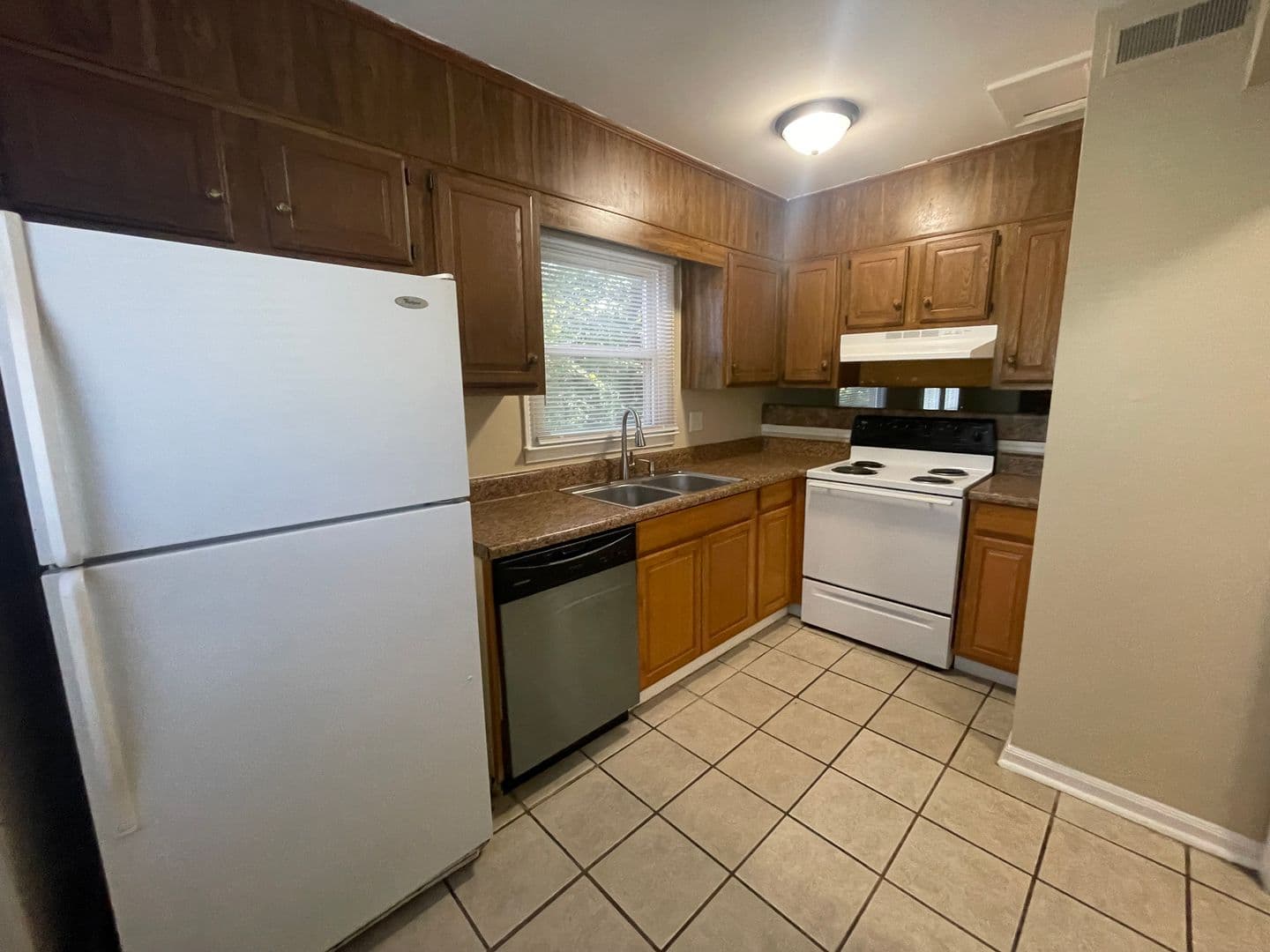 Charlotte Apartment: 1730 Village Lake Drive