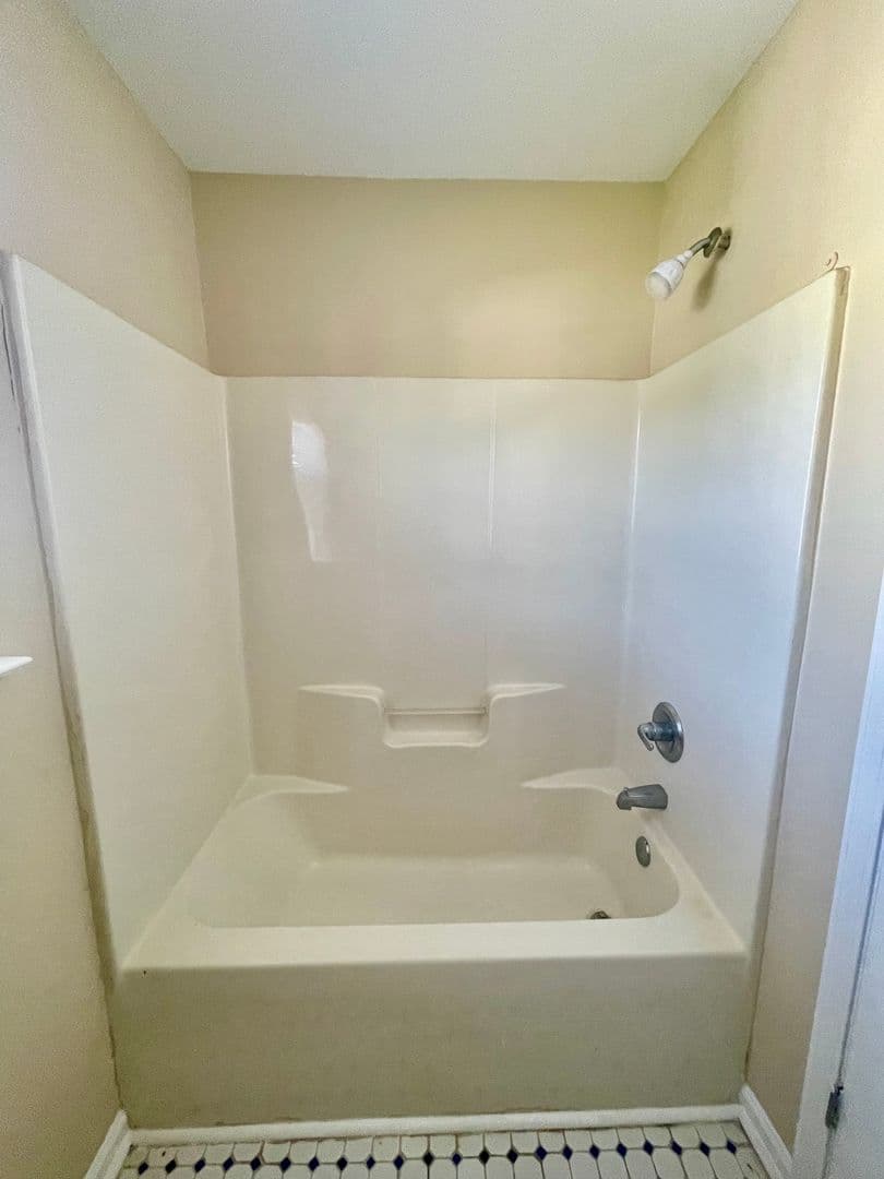 Charlotte House: 627 Mistral Way