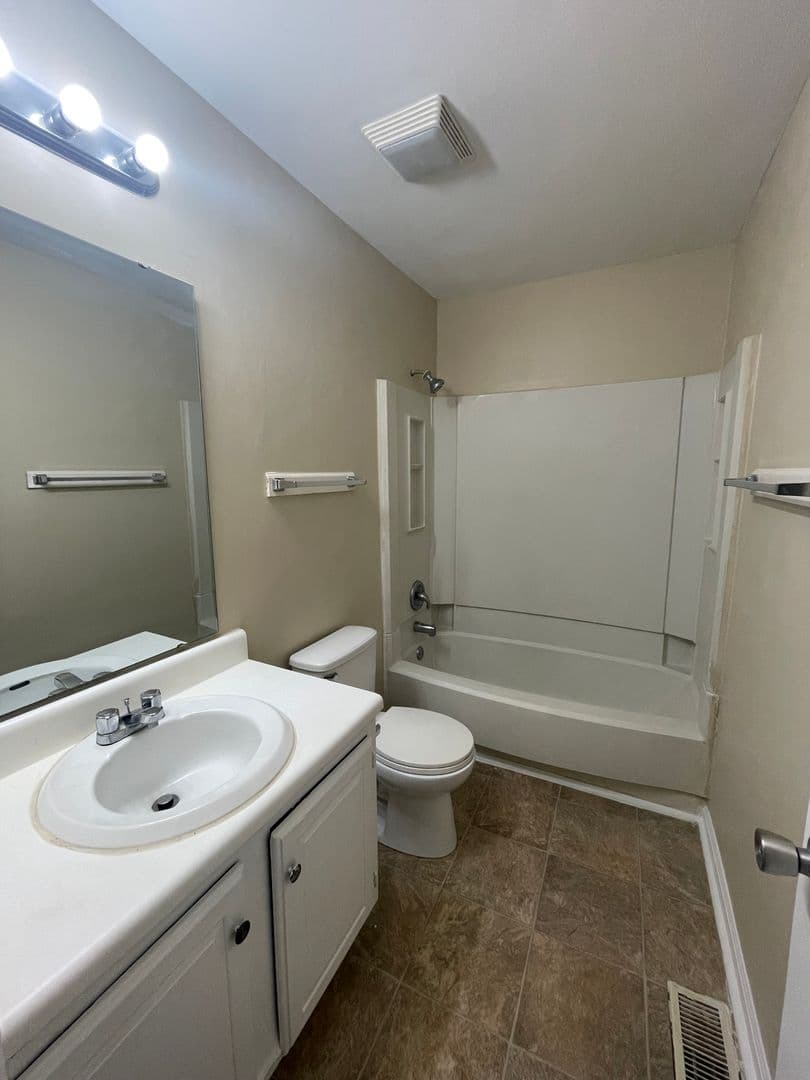 Charlotte Apartment: 1730 Village Lake Drive