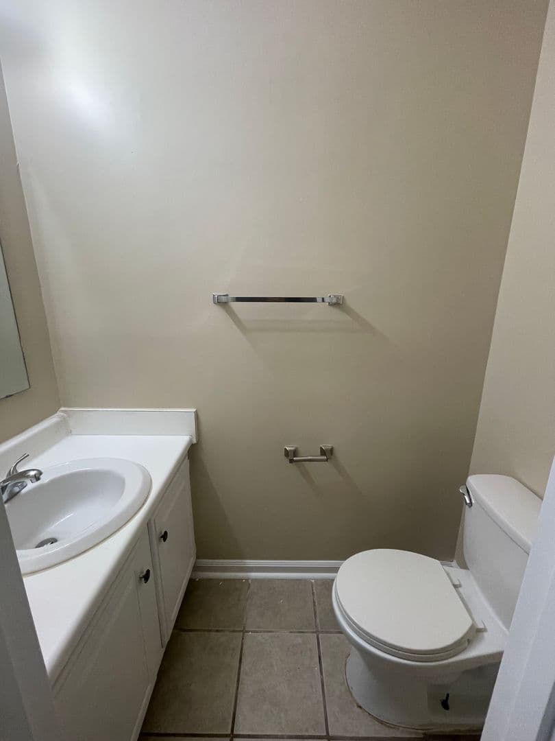 Charlotte Apartment: 1730 Village Lake Drive