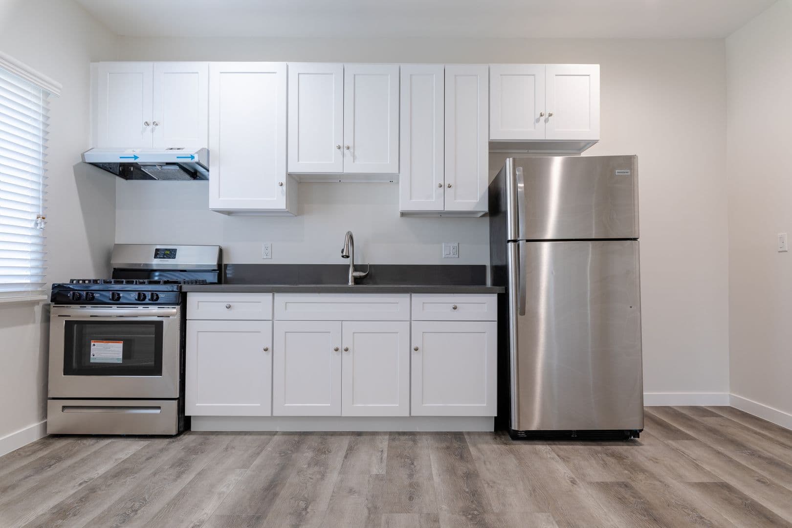 Los Angeles Apartment: 2025 E 4th Street