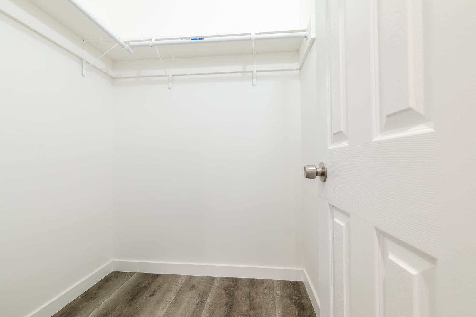Los Angeles Apartment: 2025 E 4th Street