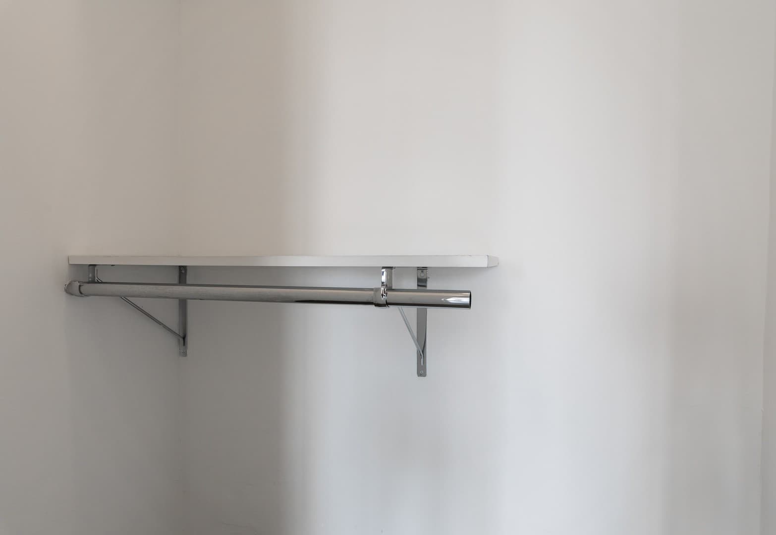 Los Angeles Apartment: 932 Irolo Sreet