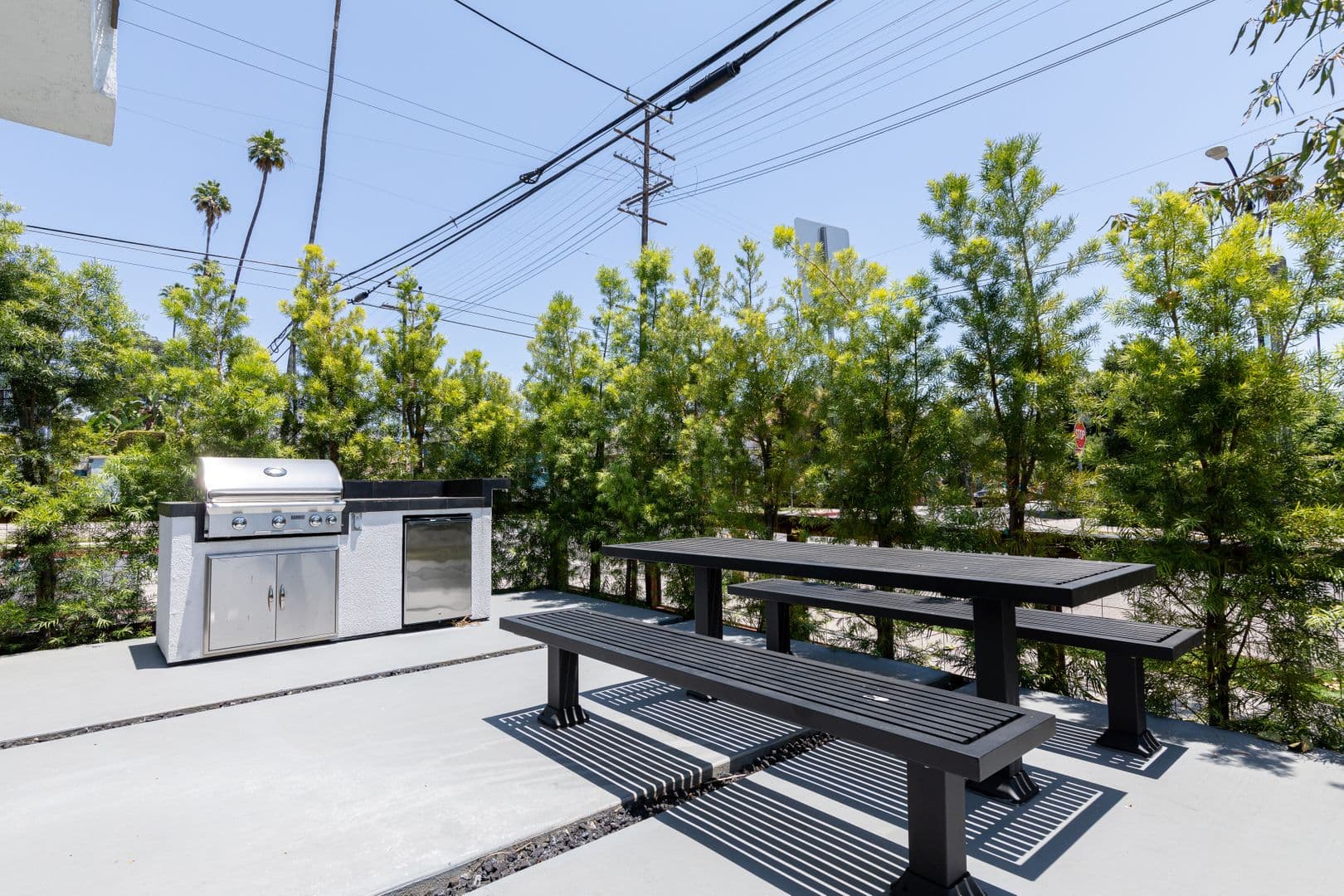Los Angeles Apartment: 5635 Monte Vista St.