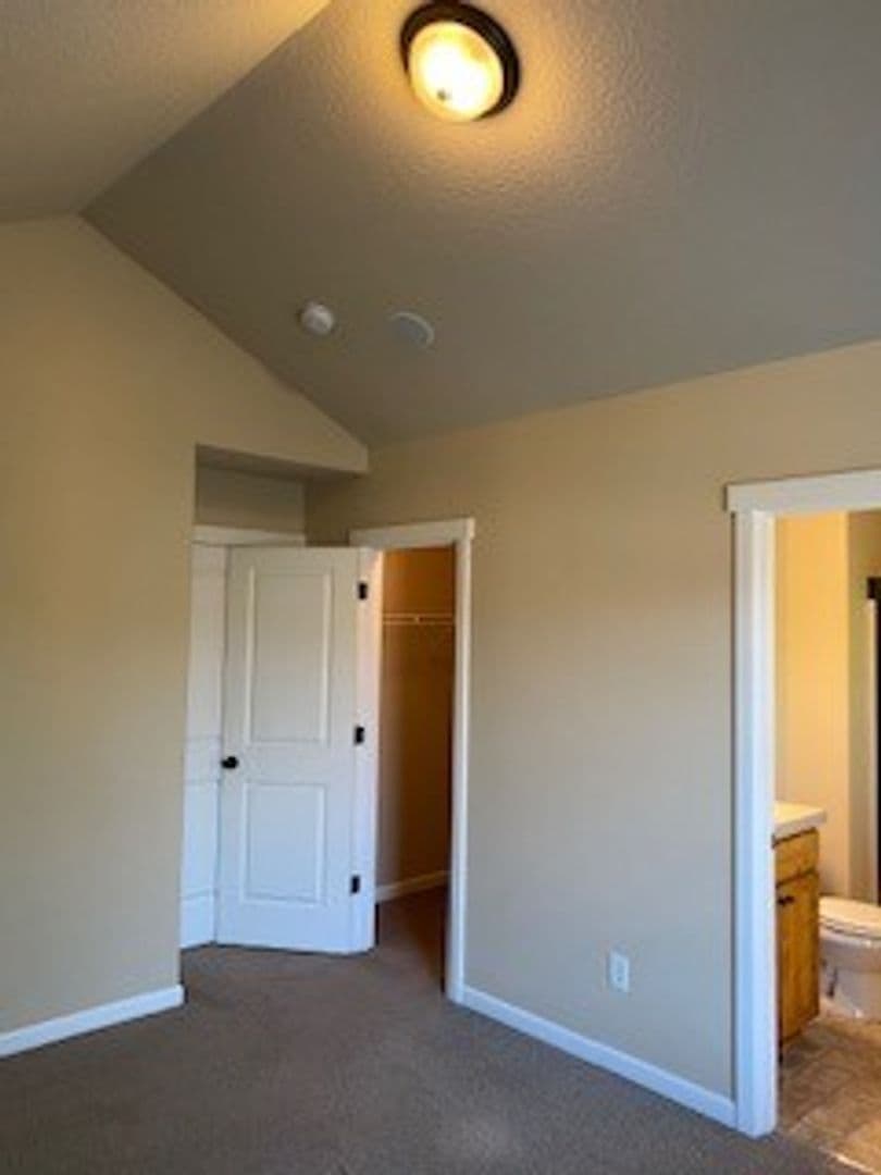 Beaverton House: 1090 SW 162nd Ave