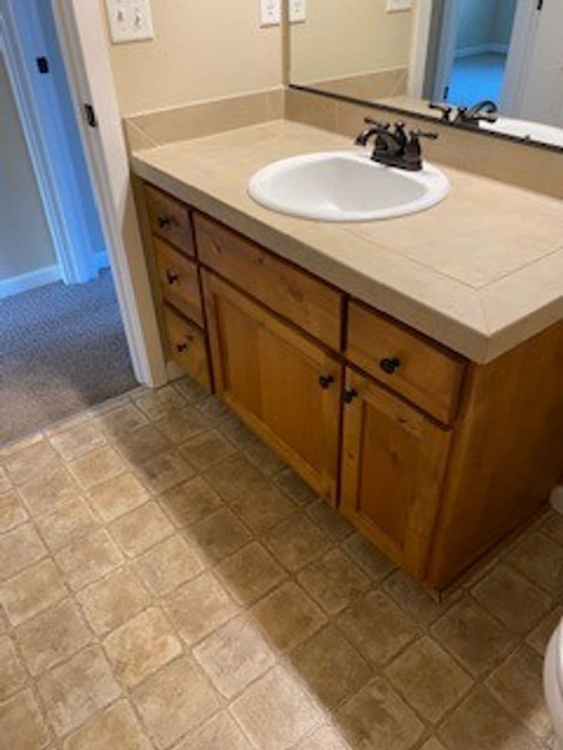 Beaverton House: 1090 SW 162nd Ave