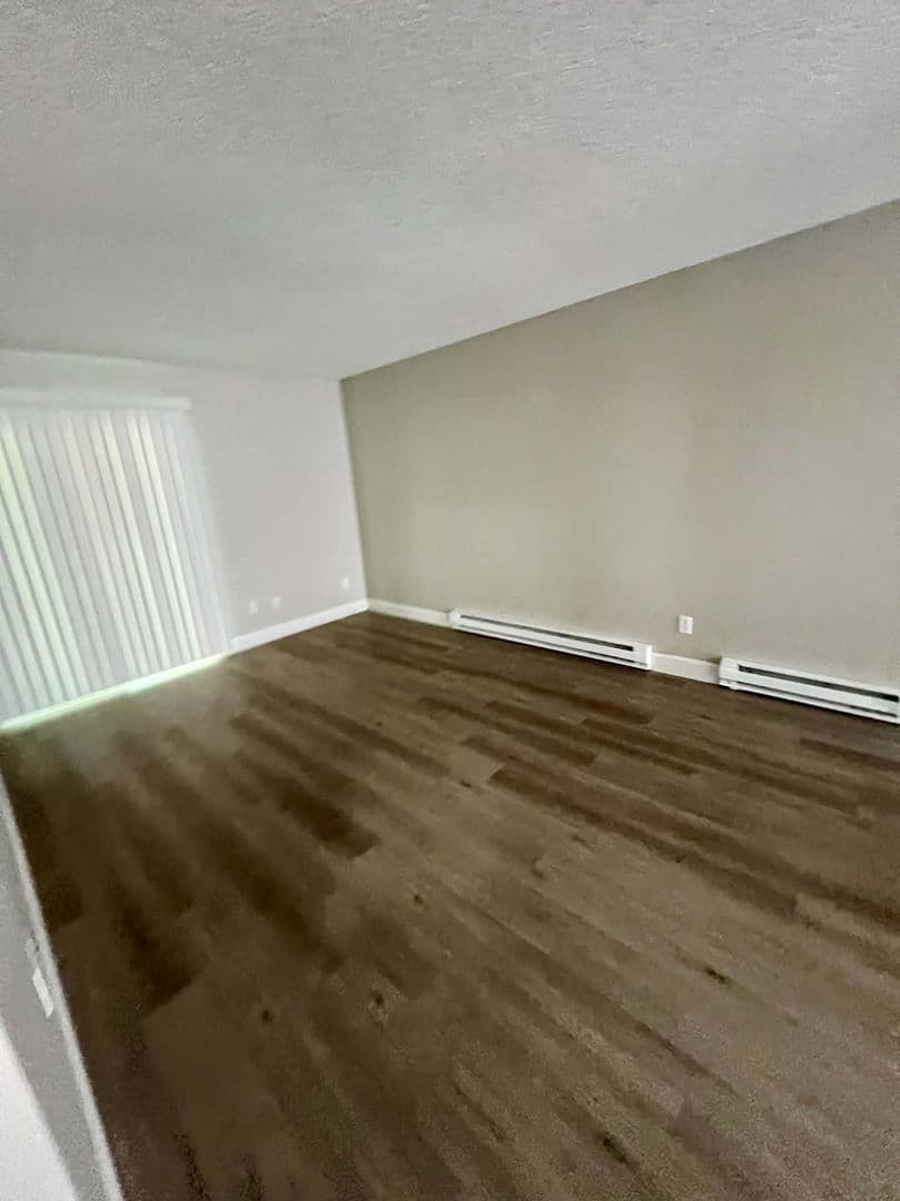 Beaverton Apartment: 10420 SW Kennedy St