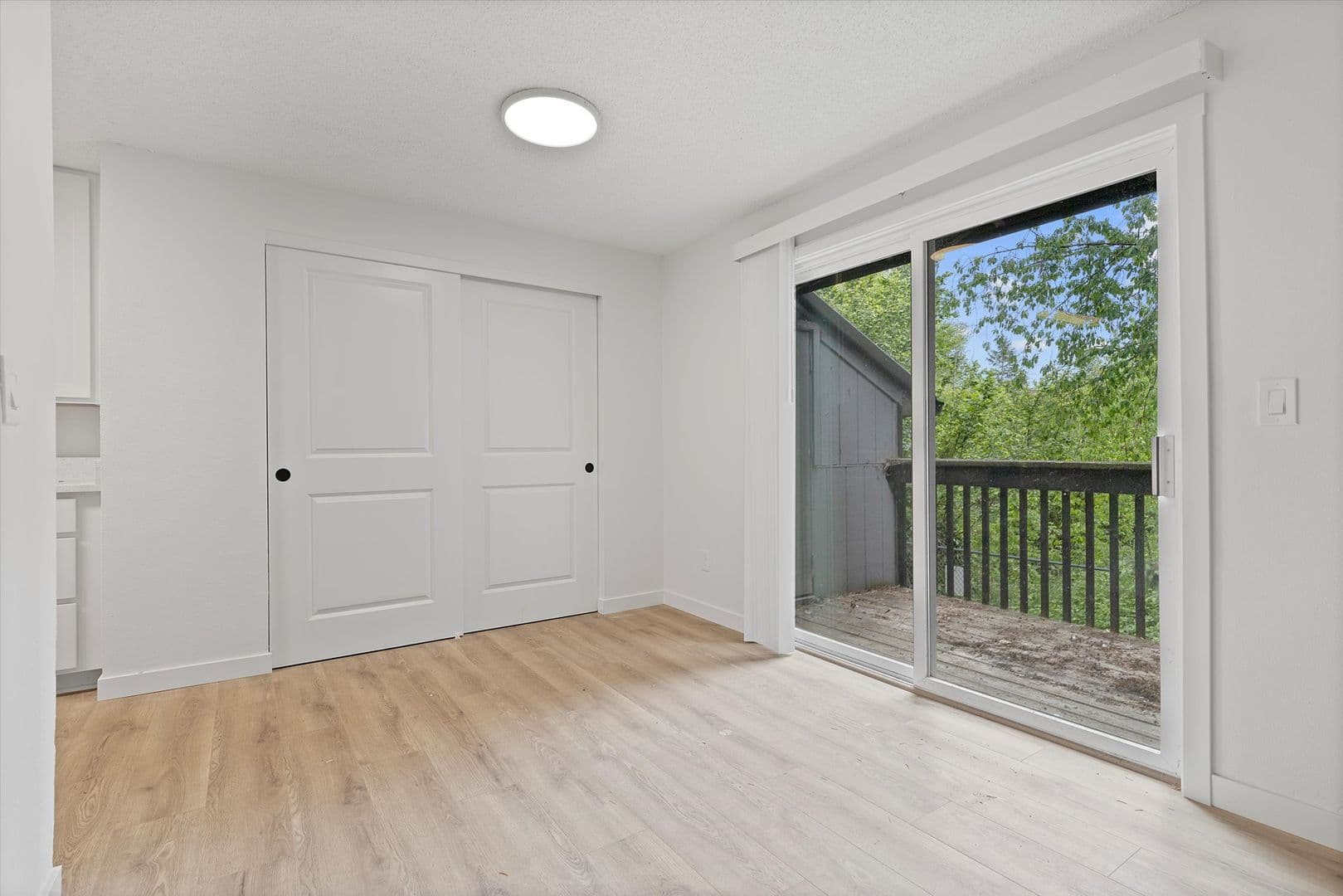 Tualatin Apartment: 19765 SW 65th Ave.
