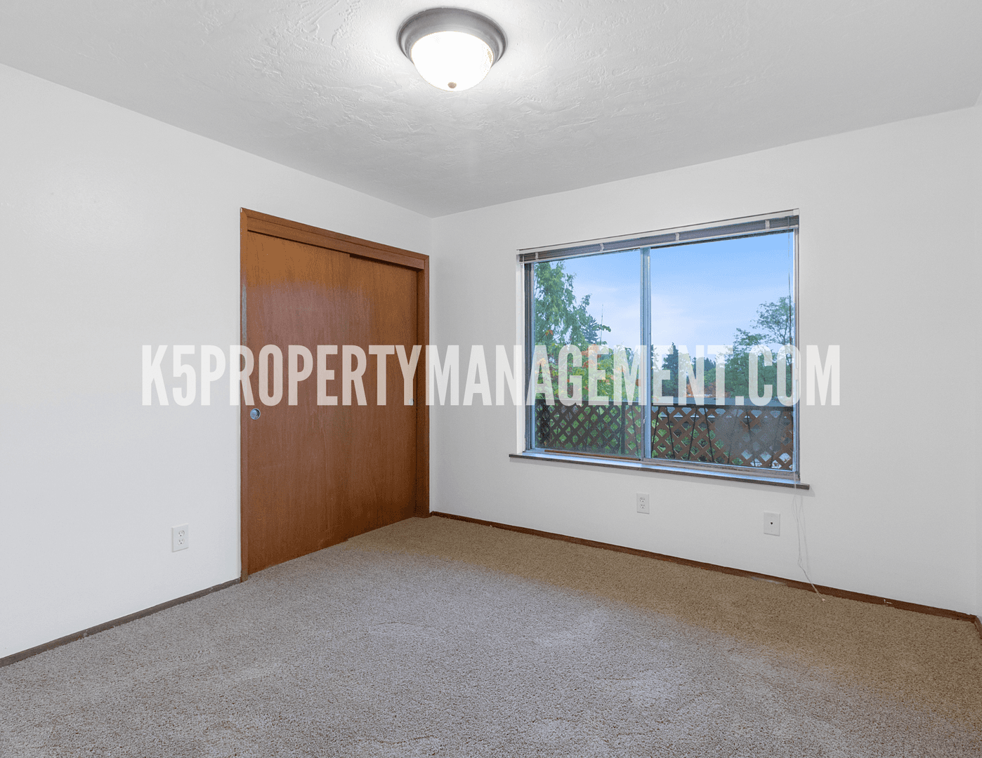 Portland Apartment: 4820 SW Barbur Blvd - 04