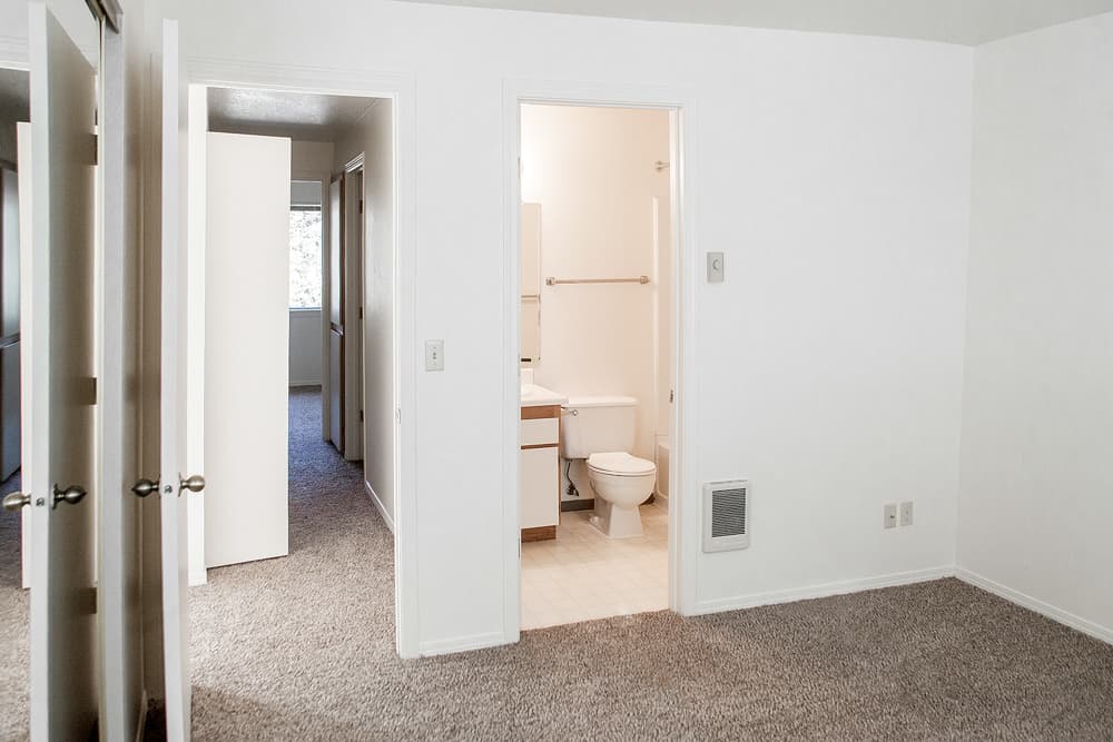 Portland Apartment: 12247 NW Cornell Rd