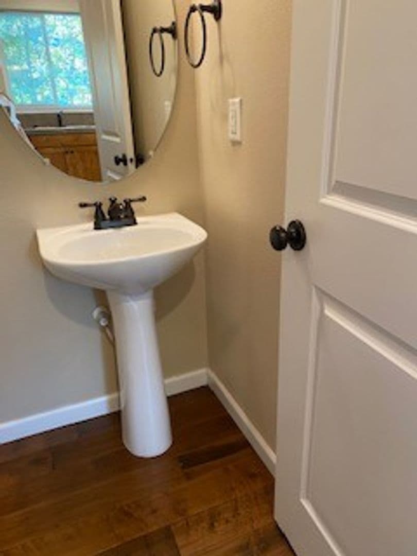 Beaverton House: 1090 SW 162nd Ave