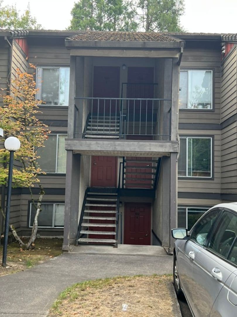 Portland Apartment: 12247 NW Cornell Rd