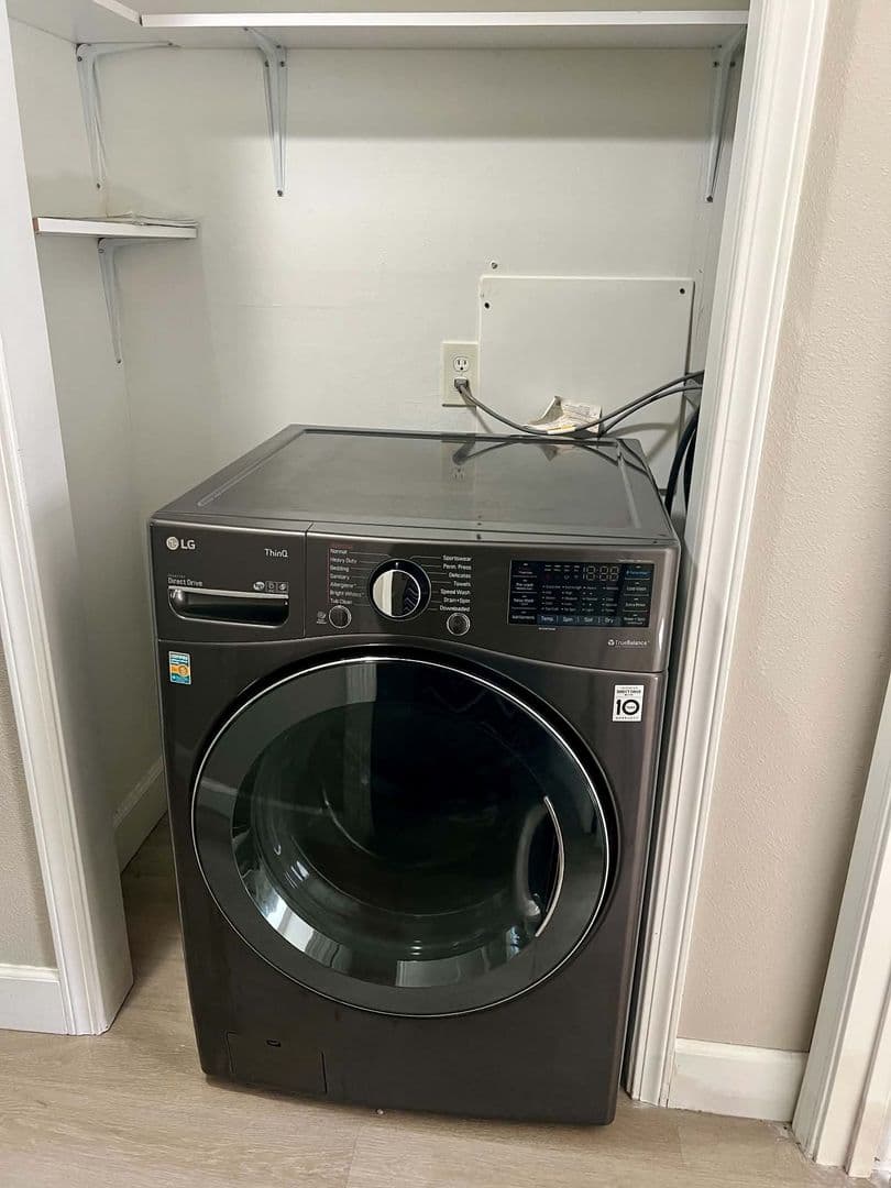 Beaverton Apartment: 10420 SW Kennedy St