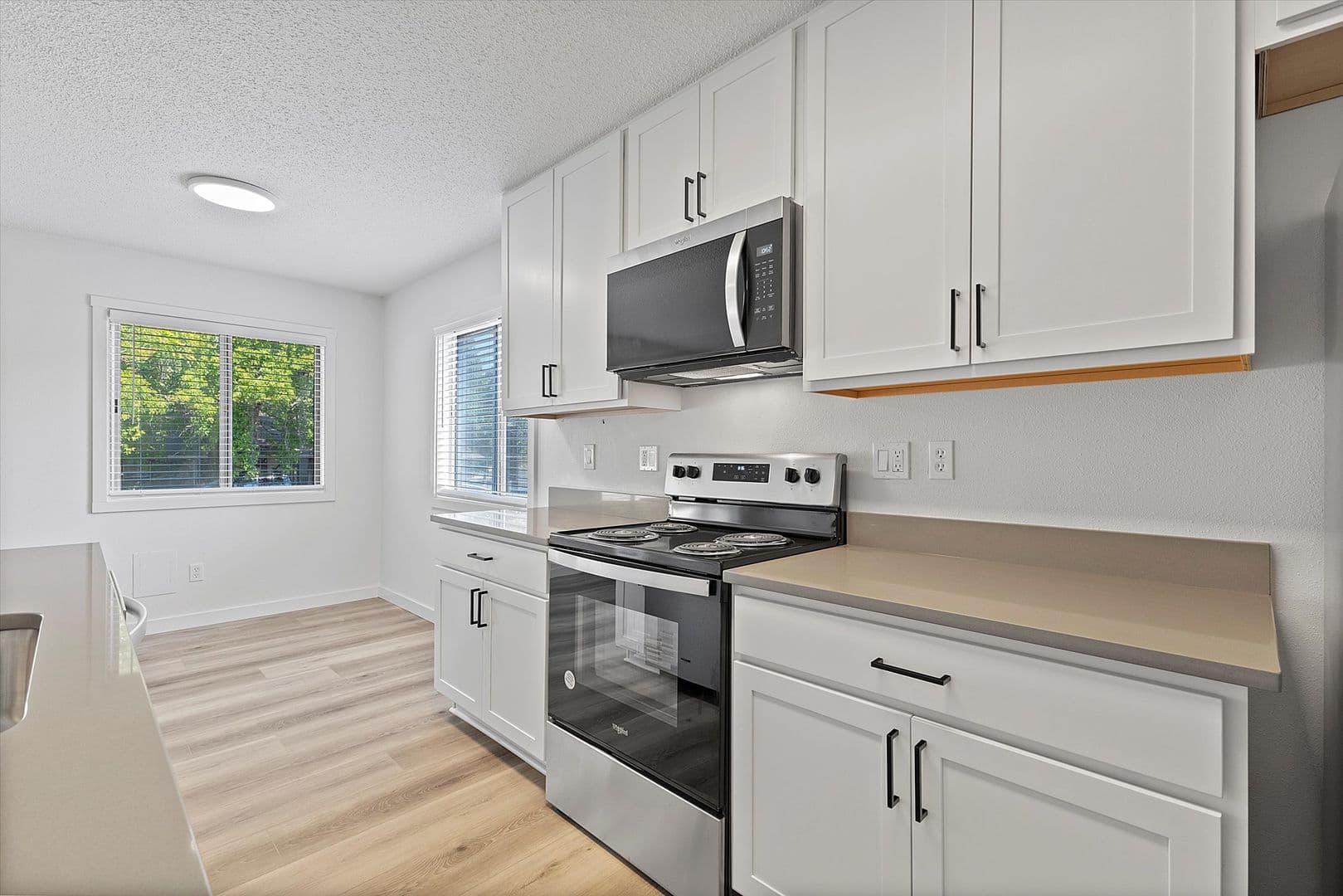 Beaverton Apartment: 11900 SW 5th St